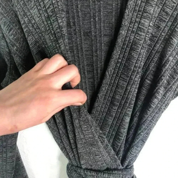 Laundry by Shelli Segal Grey Heathered Ribbed Keyhole Dress Women's Size 14 - Picture 4 of 11